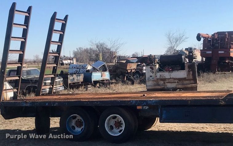 image for item GE9099 1974 Ranger Trailer Mfg. Co. 1B2400020 utility trailer