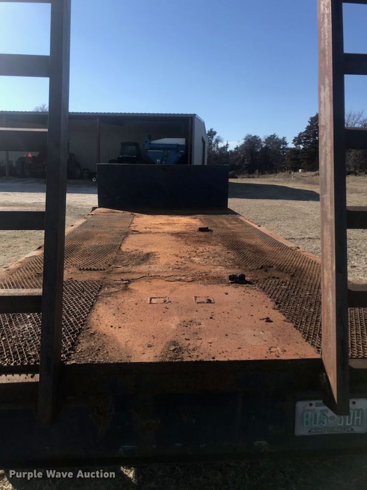 image for item GE9099 1974 Ranger Trailer Mfg. Co. 1B2400020 utility trailer