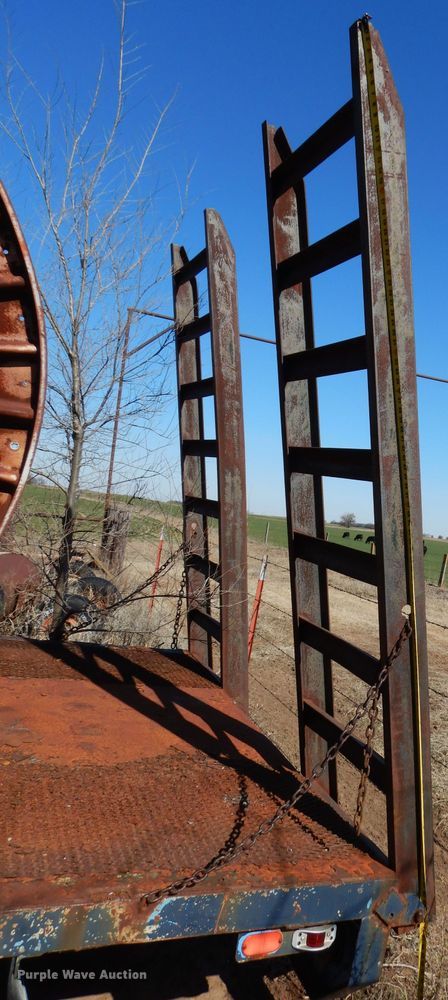 image for item GE9099 1974 Ranger Trailer Mfg. Co. 1B2400020 utility trailer