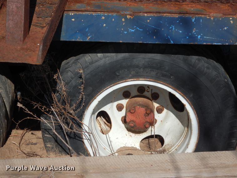 image for item GE9099 1974 Ranger Trailer Mfg. Co. 1B2400020 utility trailer