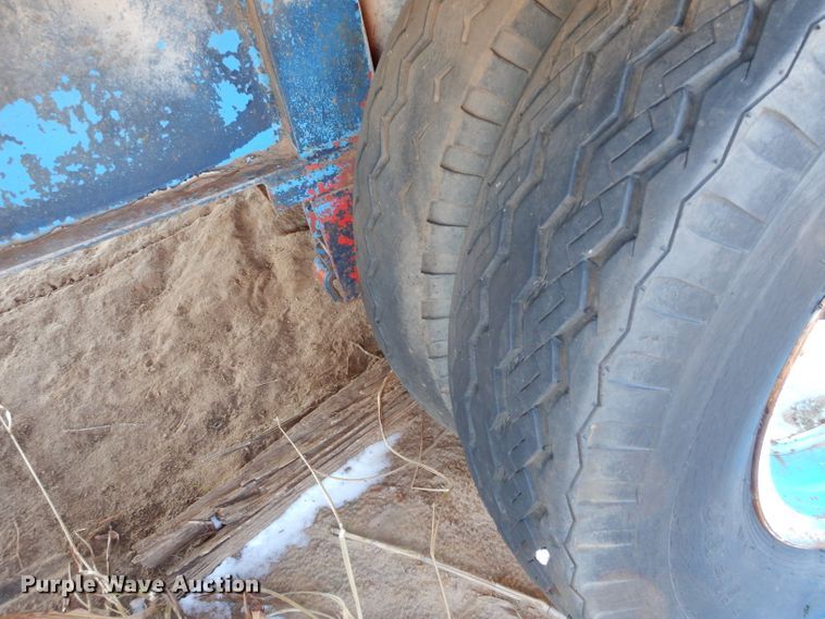 image for item GE9099 1974 Ranger Trailer Mfg. Co. 1B2400020 utility trailer