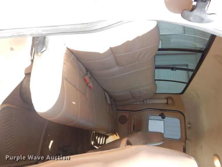 image for item GE9118 2001 Dodge Ram 2500 Quad Cab pickup truck