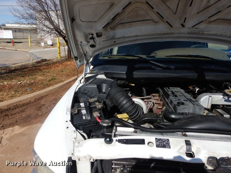 image for item GE9118 2001 Dodge Ram 2500 Quad Cab pickup truck