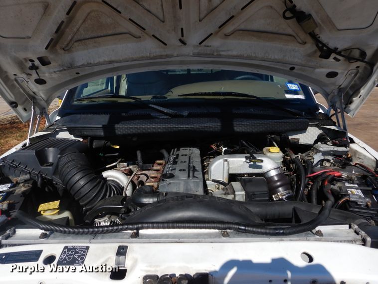 image for item GE9118 2001 Dodge Ram 2500 Quad Cab pickup truck