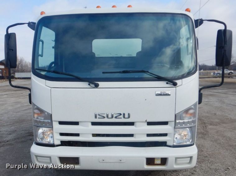 image for item GF9041 2012 Isuzu NPR refrigerated delivery truck
