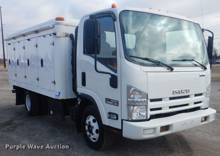 image for item GF9041 2012 Isuzu NPR refrigerated delivery truck