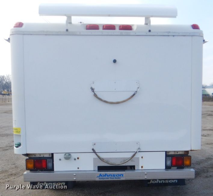image for item GF9041 2012 Isuzu NPR refrigerated delivery truck