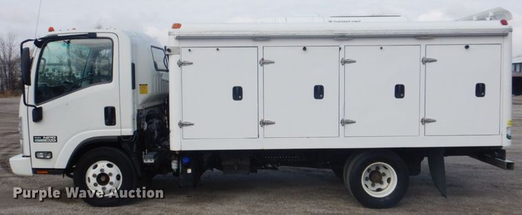image for item GF9041 2012 Isuzu NPR refrigerated delivery truck