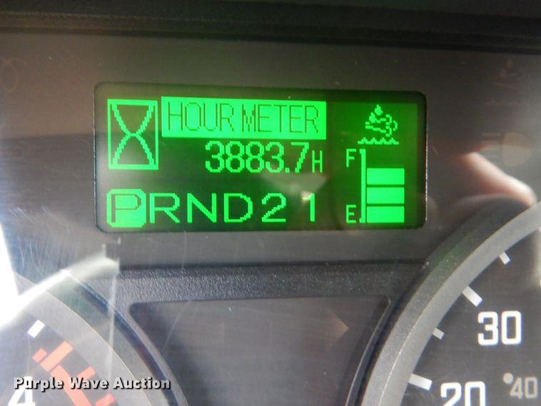 image for item GF9041 2012 Isuzu NPR refrigerated delivery truck