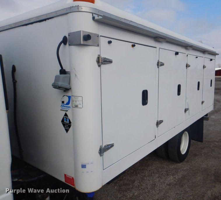 image for item GF9041 2012 Isuzu NPR refrigerated delivery truck