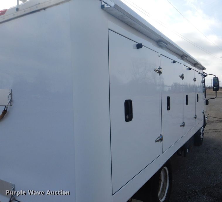 image for item GF9041 2012 Isuzu NPR refrigerated delivery truck