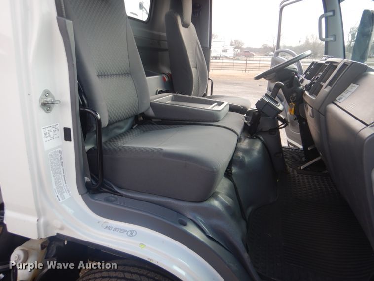 image for item GF9041 2012 Isuzu NPR refrigerated delivery truck