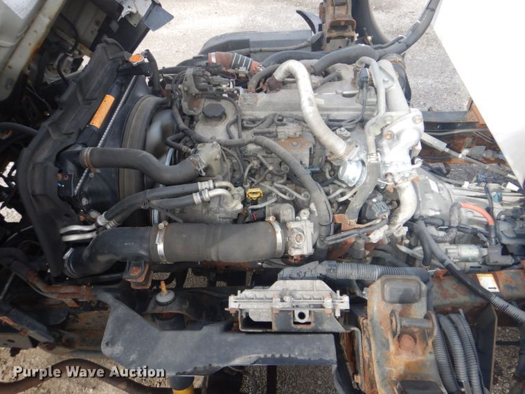 image for item GF9041 2012 Isuzu NPR refrigerated delivery truck