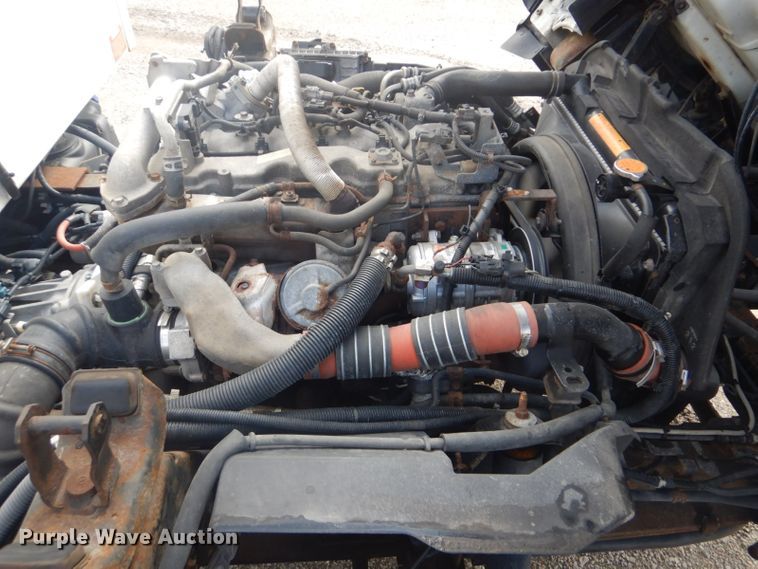 image for item GF9041 2012 Isuzu NPR refrigerated delivery truck