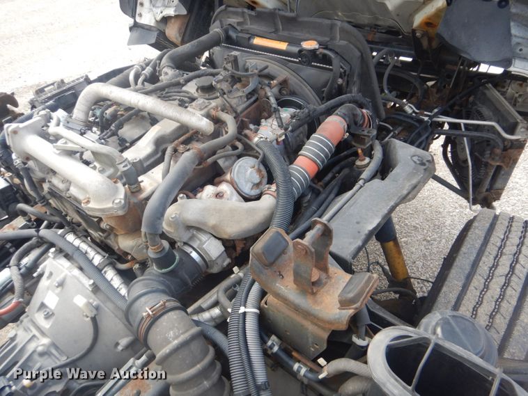 image for item GF9041 2012 Isuzu NPR refrigerated delivery truck