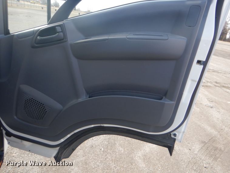 image for item GF9041 2012 Isuzu NPR refrigerated delivery truck