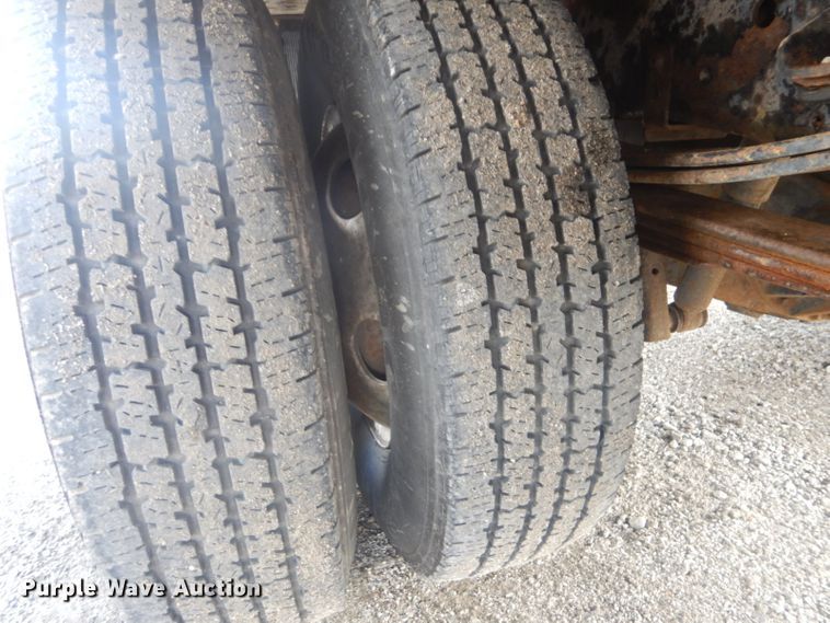 image for item GF9041 2012 Isuzu NPR refrigerated delivery truck