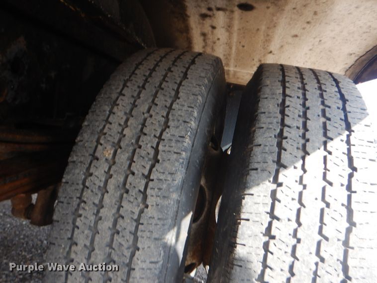 image for item GF9041 2012 Isuzu NPR refrigerated delivery truck