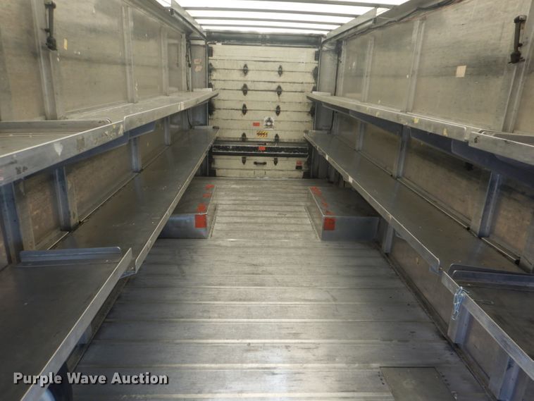 image for item GF9043 2000 Freightliner MT55 delivery truck