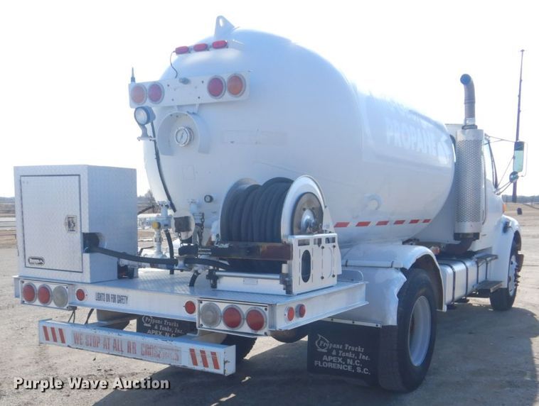 image for item GF9046 2006 Sterling Acterra propane truck