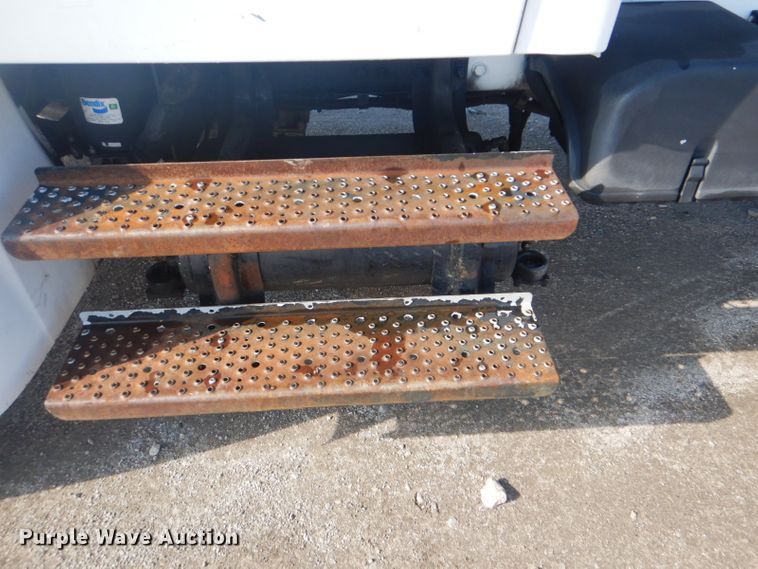 image for item GF9046 2006 Sterling Acterra propane truck