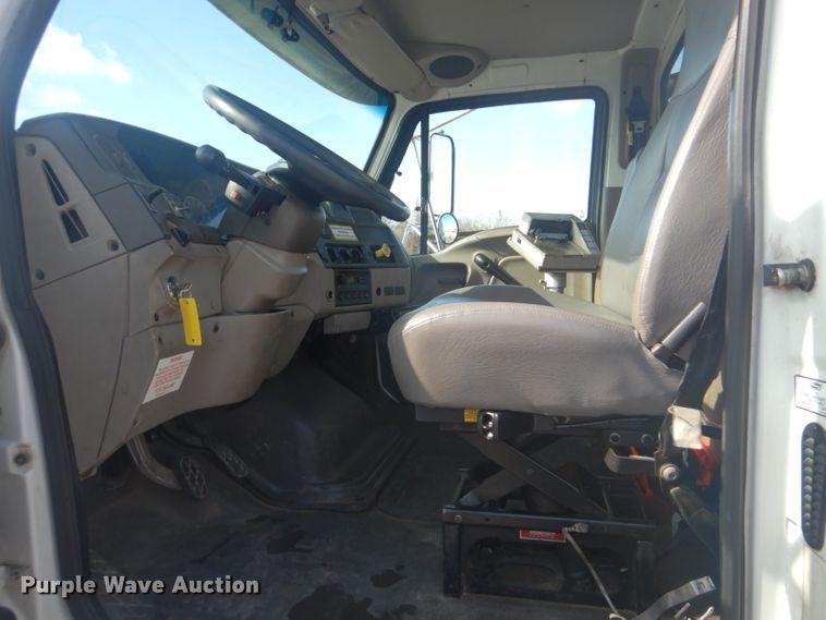 image for item GF9046 2006 Sterling Acterra propane truck