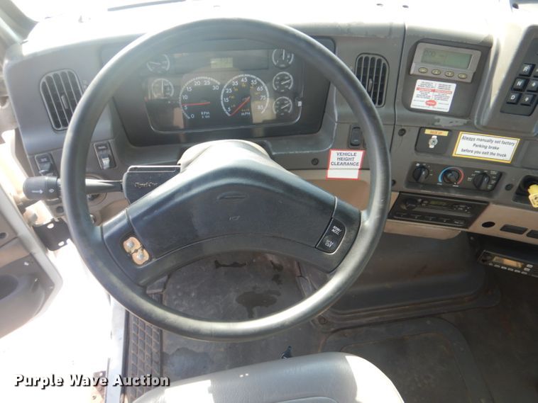 image for item GF9046 2006 Sterling Acterra propane truck