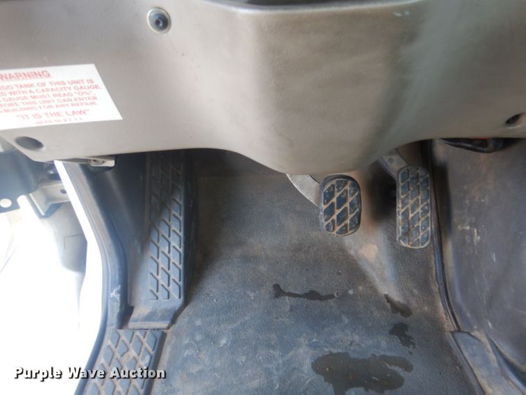 image for item GF9046 2006 Sterling Acterra propane truck