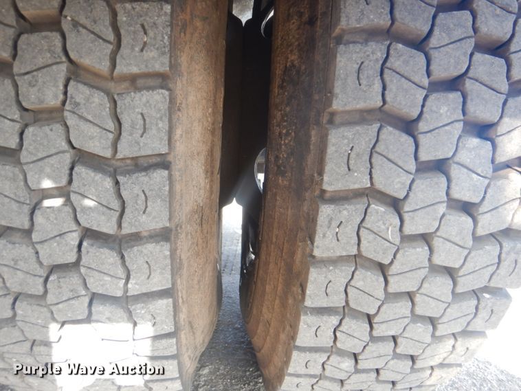 image for item GF9046 2006 Sterling Acterra propane truck