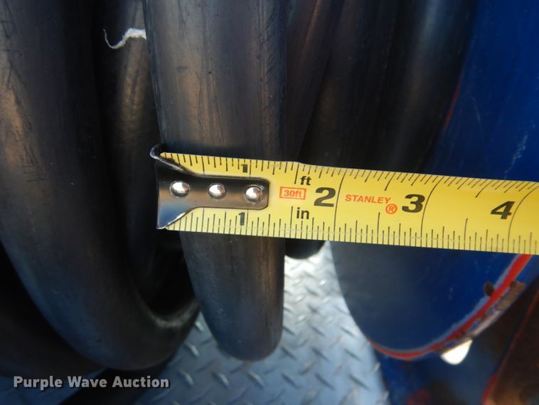 image for item GF9048 2002 International 4300 propane truck