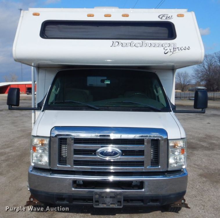 image for item GF9051 2008 Ford Econoline E450 camper