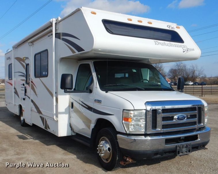 image for item GF9051 2008 Ford Econoline E450 camper