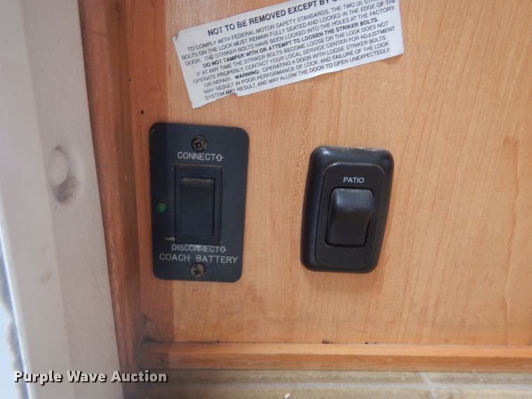 image for item GF9051 2008 Ford Econoline E450 camper