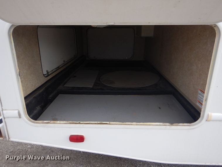 image for item GF9051 2008 Ford Econoline E450 camper