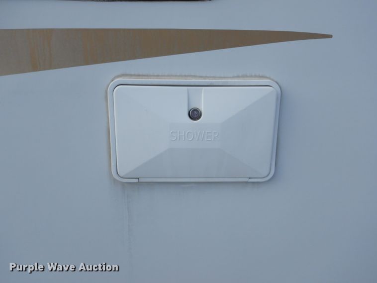 image for item GF9051 2008 Ford Econoline E450 camper