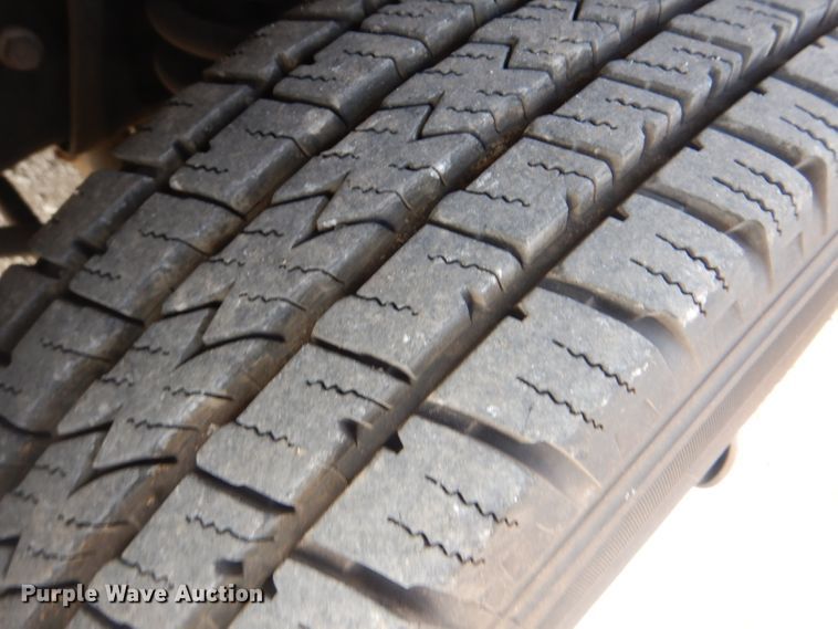 image for item GF9051 2008 Ford Econoline E450 camper