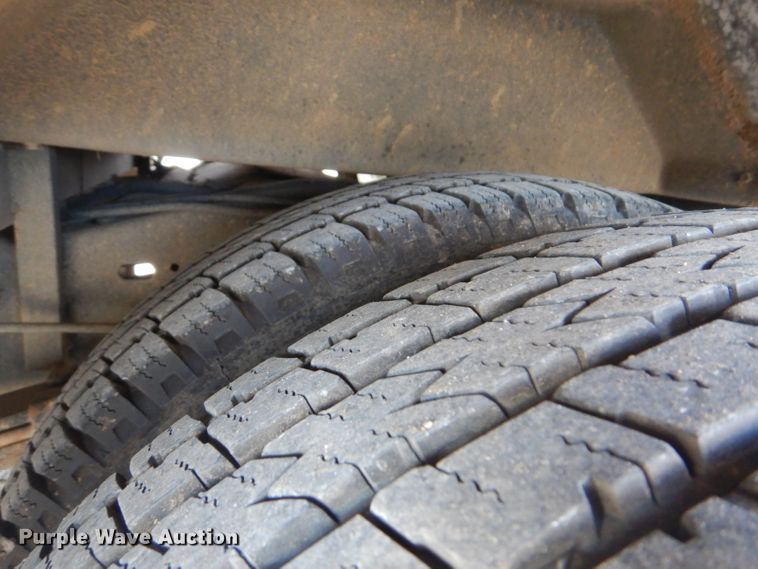 image for item GF9051 2008 Ford Econoline E450 camper