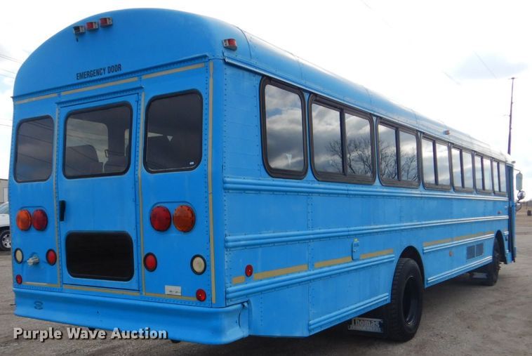 image for item GF9052 2005 Thomas Saf-T-Liner MVP EF school bus