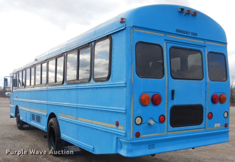 image for item GF9052 2005 Thomas Saf-T-Liner MVP EF school bus