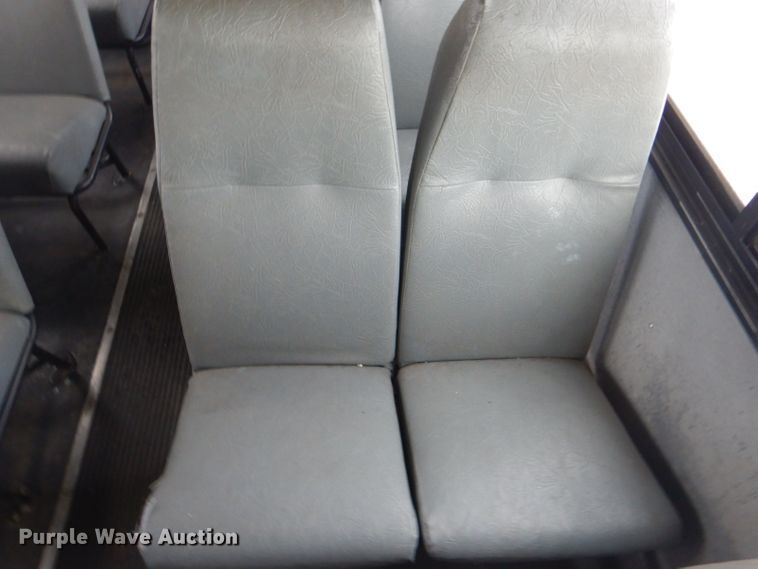 image for item GF9052 2005 Thomas Saf-T-Liner MVP EF school bus