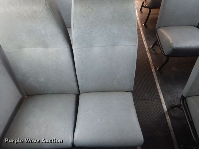 image for item GF9052 2005 Thomas Saf-T-Liner MVP EF school bus