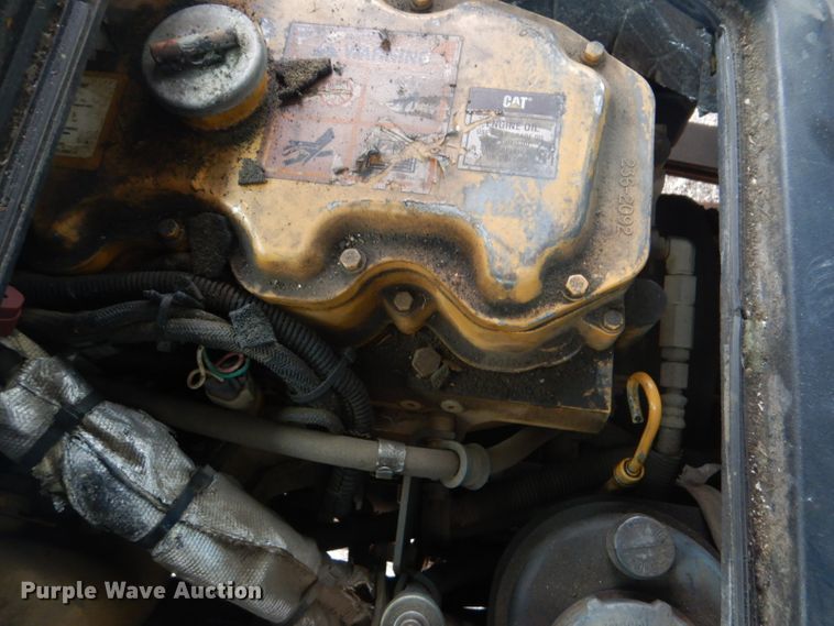 image for item GF9052 2005 Thomas Saf-T-Liner MVP EF school bus