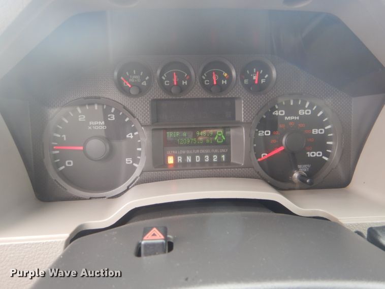 image for item GF9056 2010 Ford F550 hydrovac truck