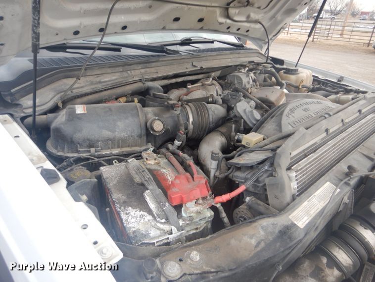 image for item GF9056 2010 Ford F550 hydrovac truck