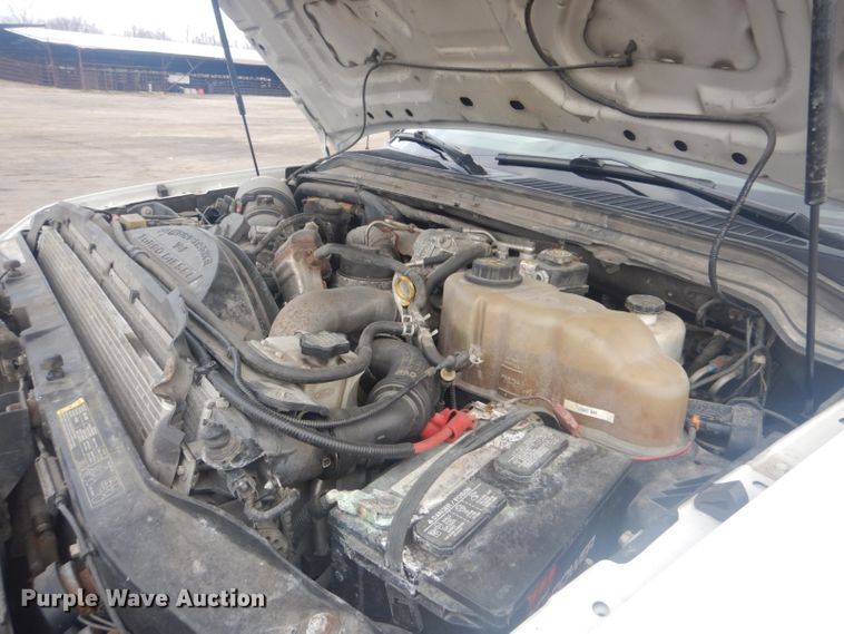 image for item GF9056 2010 Ford F550 hydrovac truck