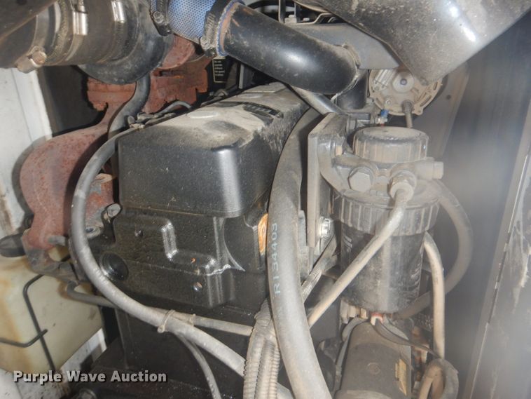 image for item GF9056 2010 Ford F550 hydrovac truck