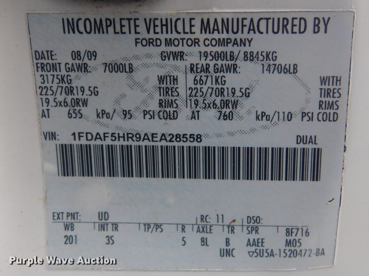 image for item GF9056 2010 Ford F550 hydrovac truck