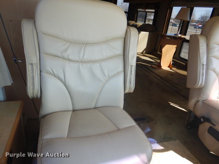 image for item GF9059 2005 Damon Tuscany RV