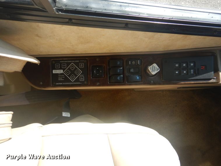 image for item GF9059 2005 Damon Tuscany RV