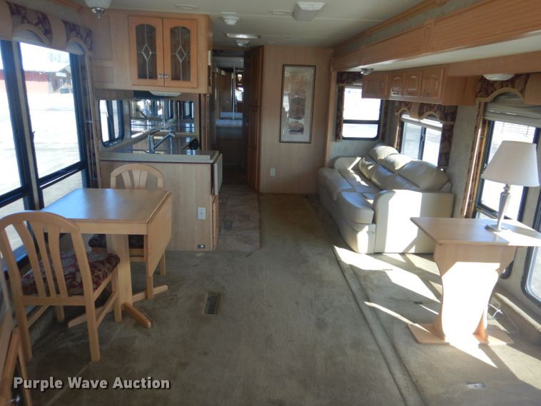 image for item GF9059 2005 Damon Tuscany RV